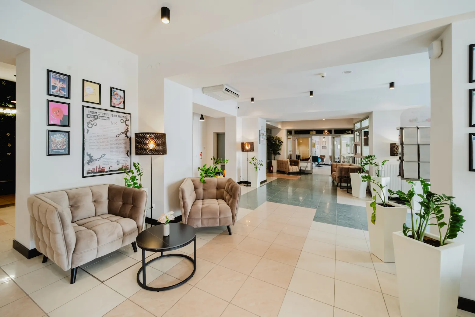 Zdjęcie Nova Hotel